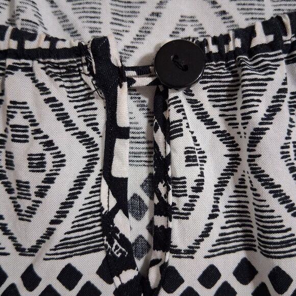 Mossimo Black White Print Dress Women's Size S 3/4 Sleeve Knee Length Casual - Picture 3 of 9